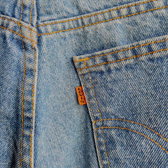 Vintage Levi’s Shorts - Picture 4 of 4